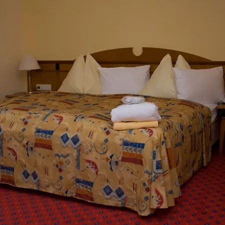 Thermal Elisabethpark Ξενοδοχείο 4*
