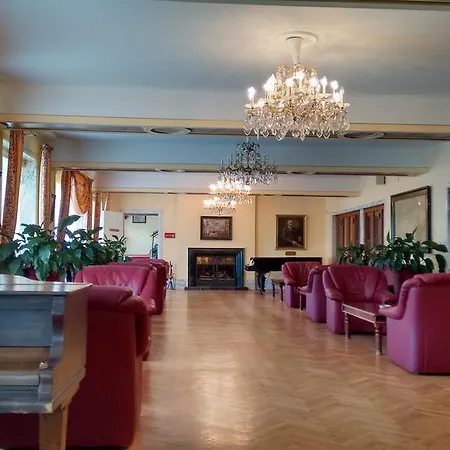 Ξενοδοχείο Thermal Elisabethpark 4*