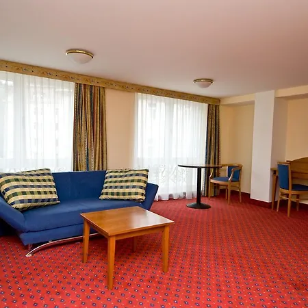 Hotel Thermal Elisabethpark 4*