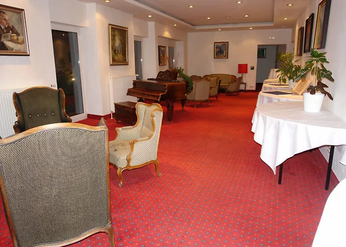 Hotel Thermal Elisabethpark 4*